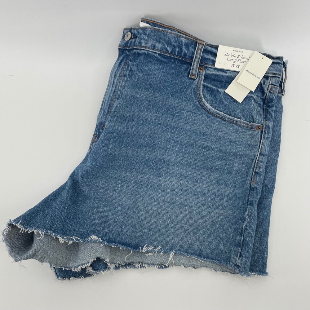 Abercrombie & Fitch 90s Relaxed Cutoff Short High Rise Blue Denim Size 36/22 NEW